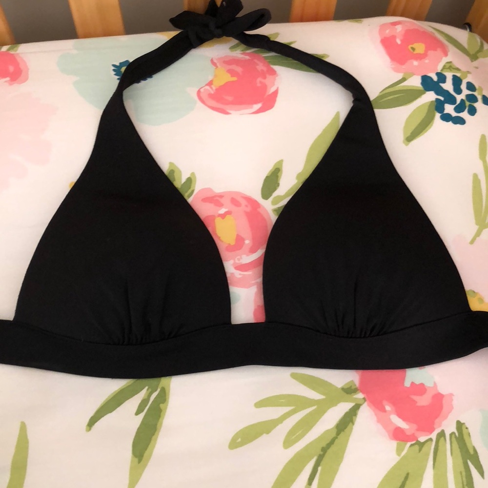 Victoria’s Secret halter bikini top